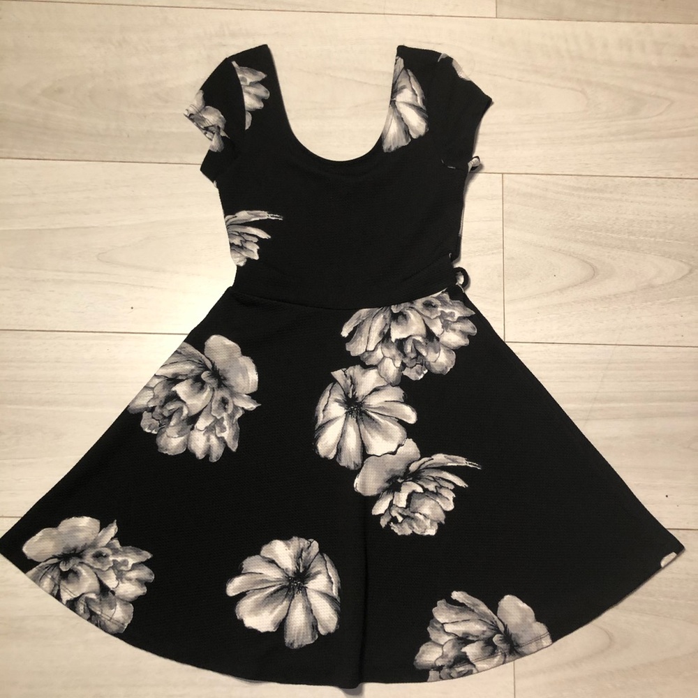 Black and white flower dress